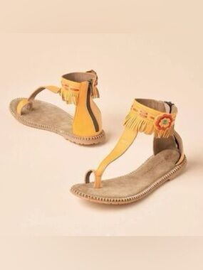NEW MANITOBAH MUKLUKS WASAGA ANKLE SANDALS ✨